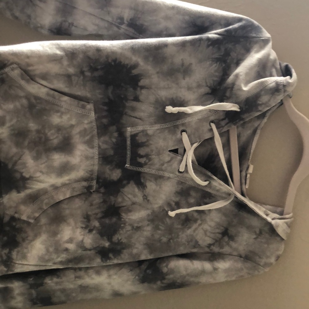 Not used black and white tie dye hoodie
